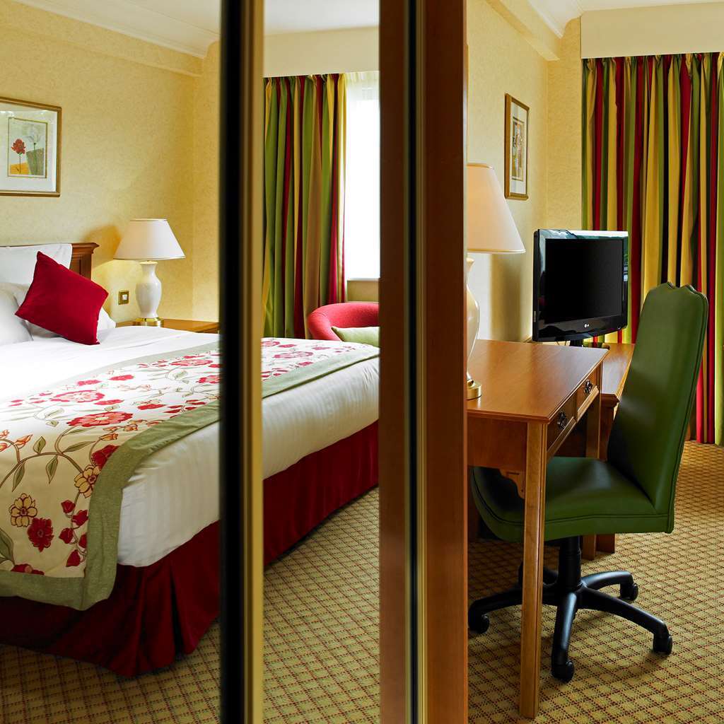 Grand Hotel Gosforth Park Newcastle upon Tyne Room photo